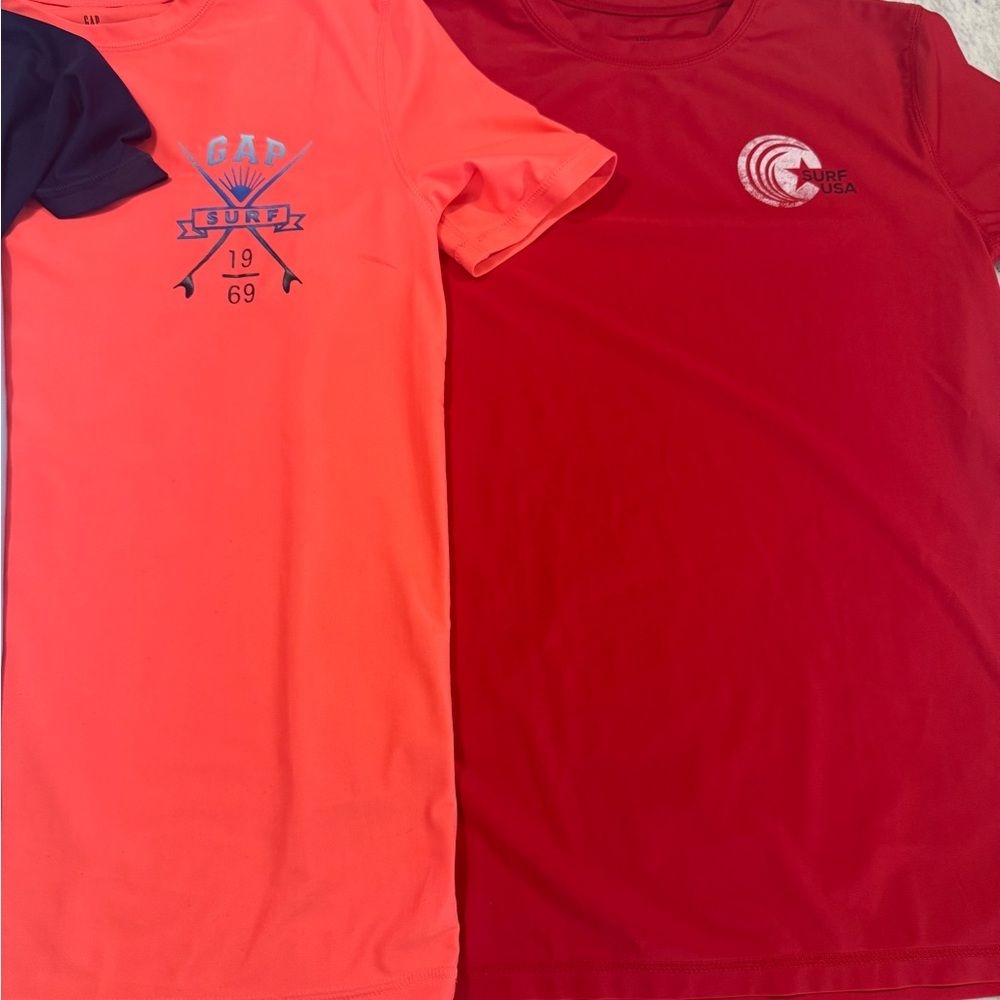 GAP Kids Coral and Red Surf Tees Sz XXL